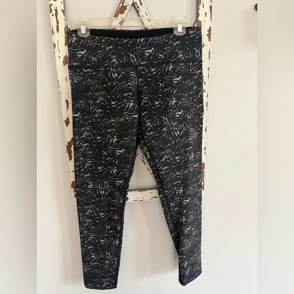 Tuff Athletics Leggings Size Medium EUC